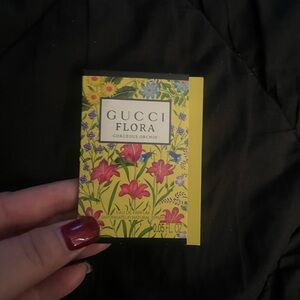 Gucci Flora Gorgeous Orchid Perfume Sample